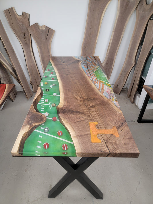 Wood and Epoxy Furniture Near Me: Why Gatineau & Ottawa Trust Backyard Resin